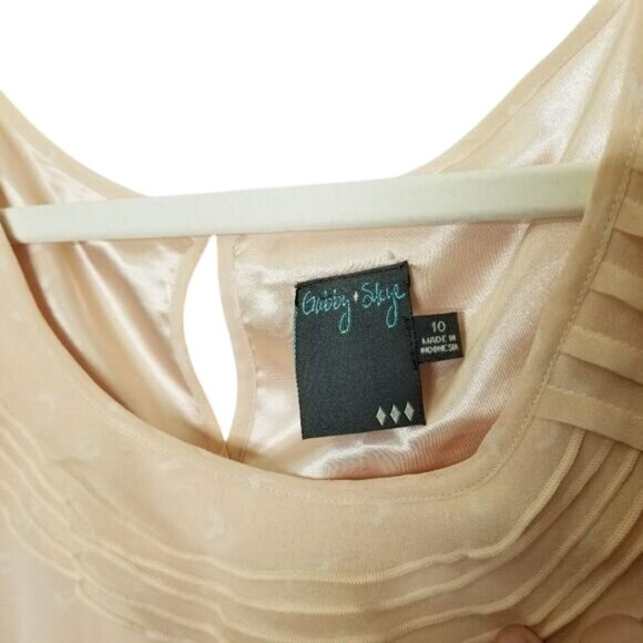 Gabby Skye NWT Peach Sleeveless Midi Dress With Textured Details‎ Tie Waist FLAW - Picture 4 of 12